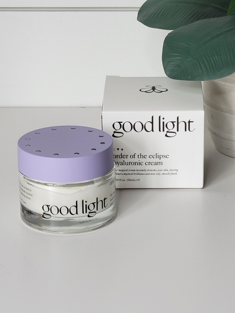 Good Light Hyaluronic Cream - Order Of The Eclipse - Picture 2 of 3